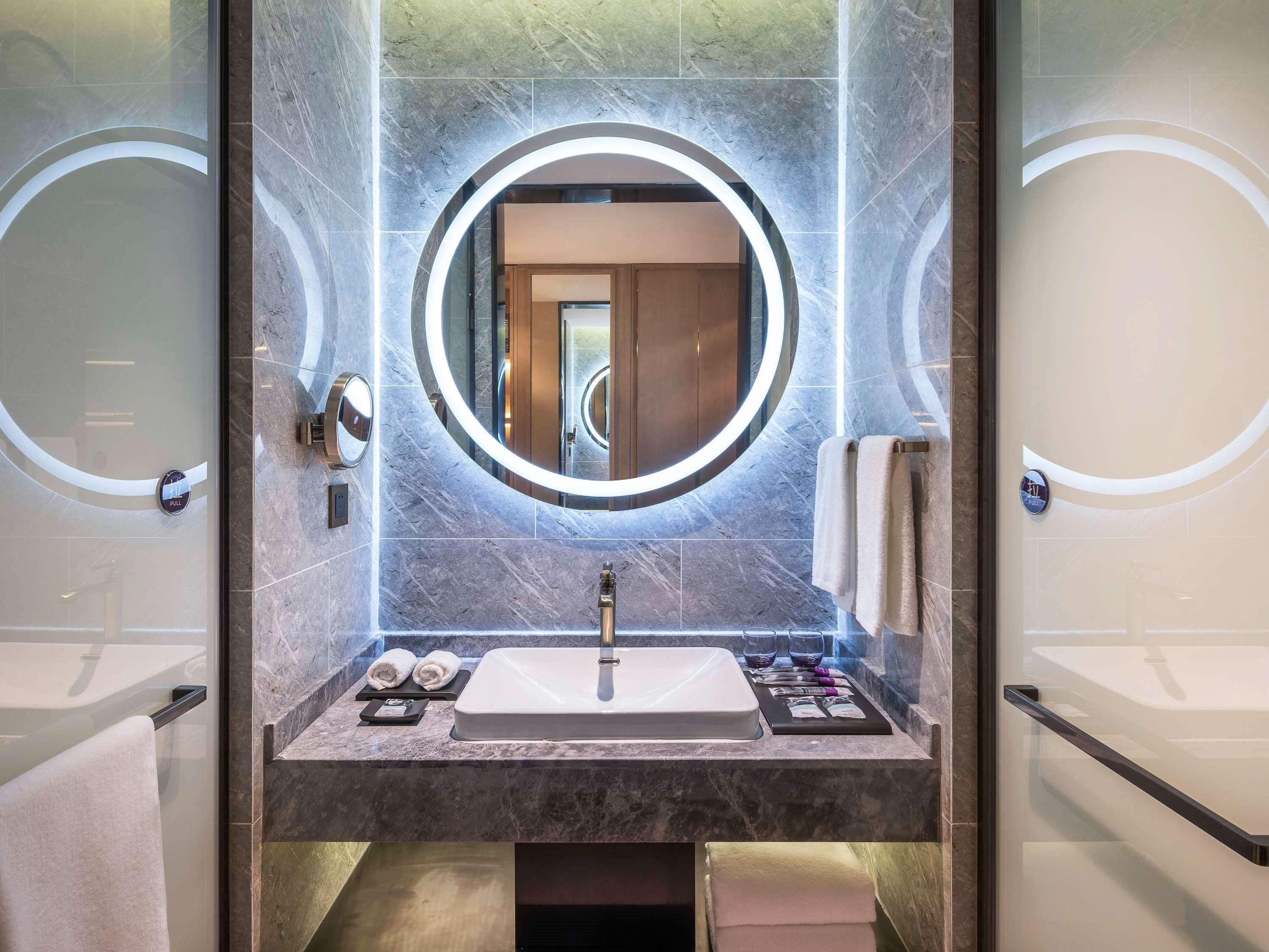 Mercure Shanghai Jiuting Экстерьер фото