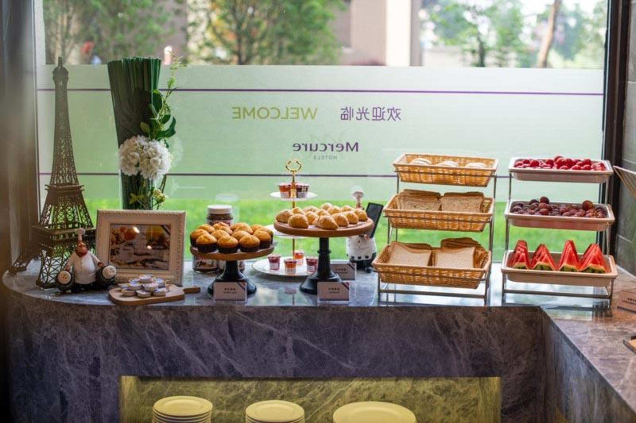 Mercure Shanghai Jiuting Экстерьер фото