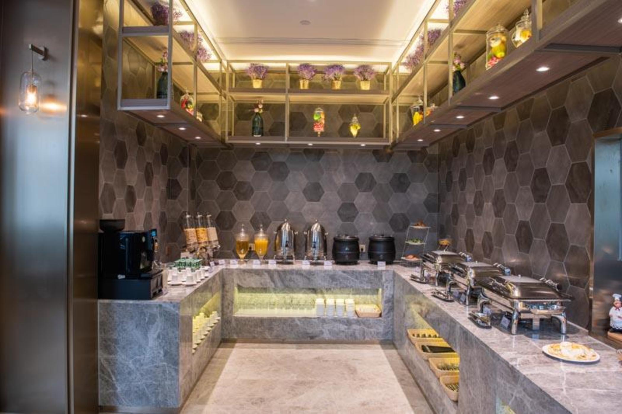 Mercure Shanghai Jiuting Экстерьер фото